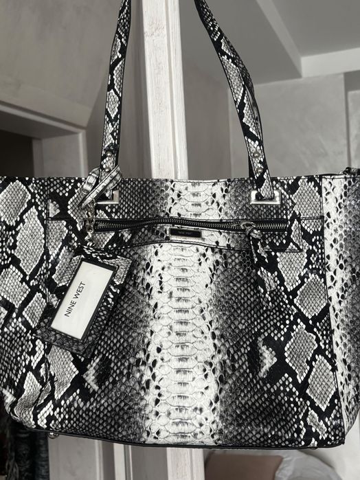 Нова чанта  Nine West