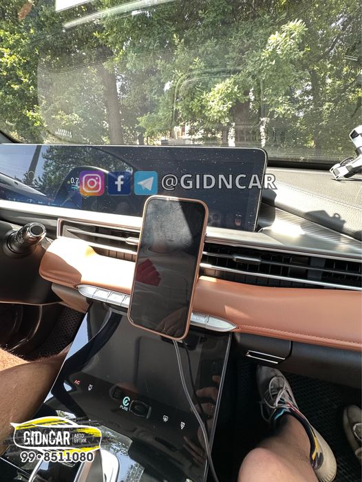 Заводской держатель телефона chery tiggo 8 pro max