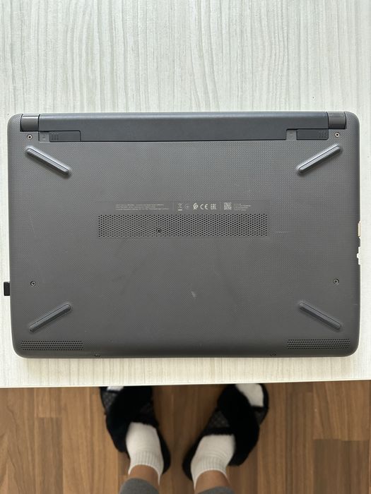 Laptop HP 240 G6 – i5 generația 7, 8 GB RAM, SSD 480 GB