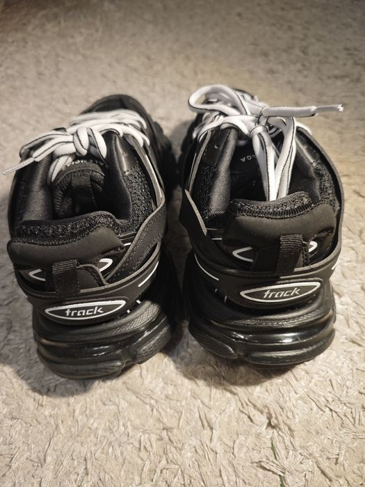 Balenciaga Track