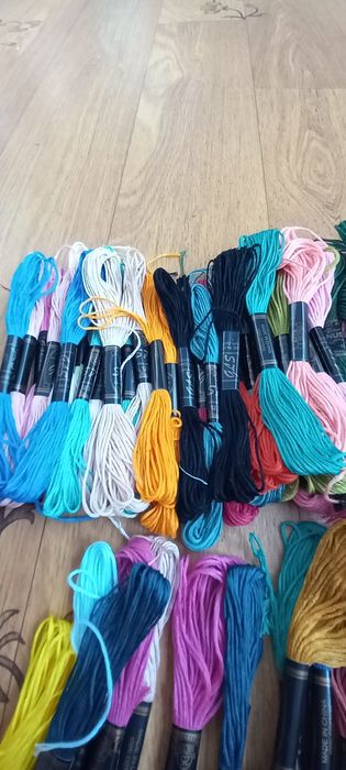 Нитки мулине ,цена за 100 шт