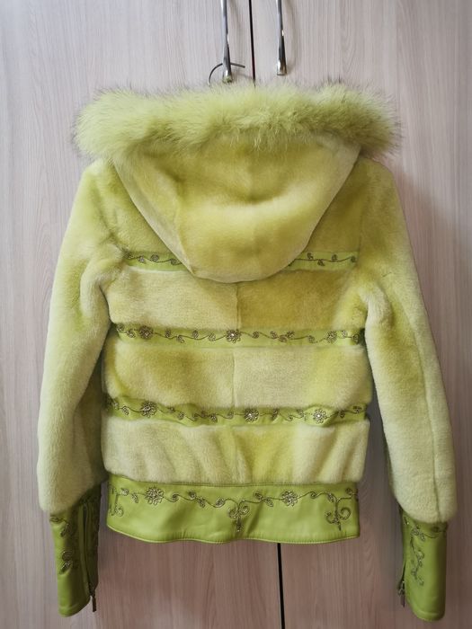 Короткая натуральная  дублёнка