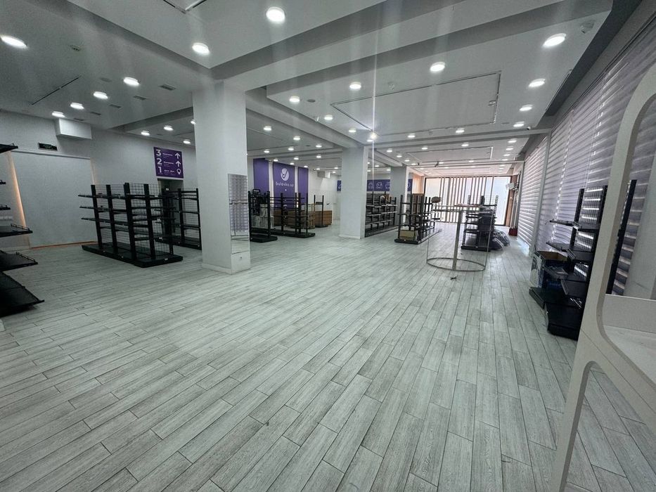 Сдаётся здание под шоурум, магазин, офис, Мирабадский р-н