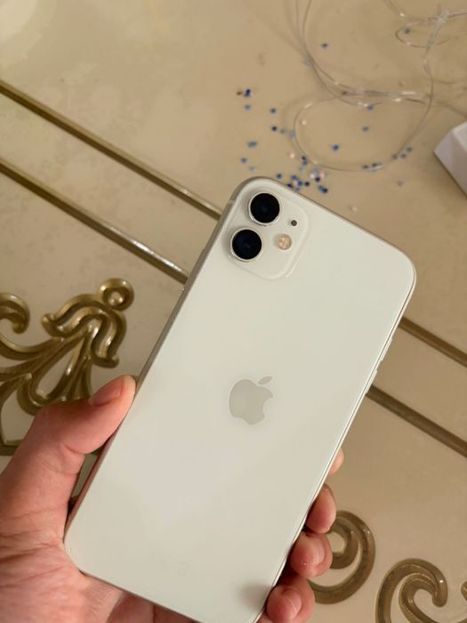 Iphone 11 64gb акб 70%