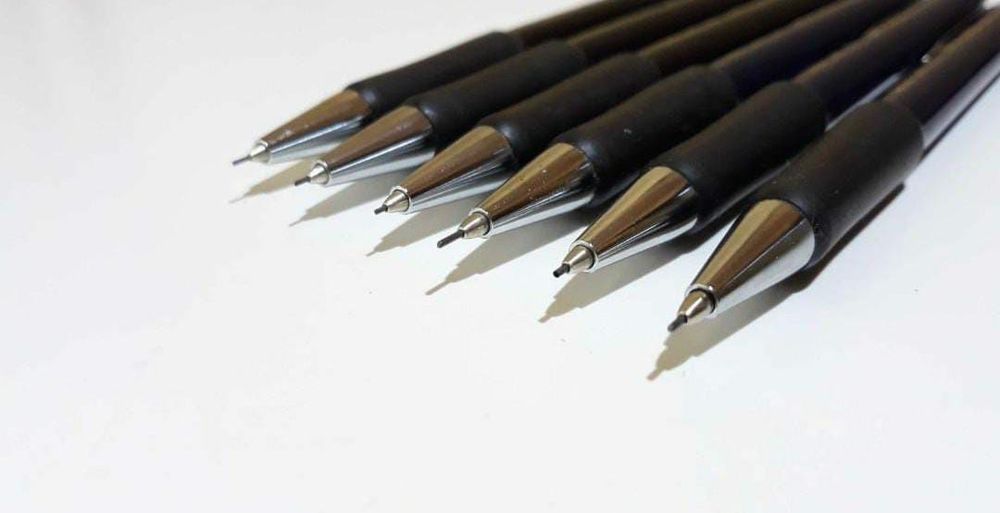 Lot 6 creioane faber castell 1345 si 1347 de 0.5 mm si 0.7 mm, copii