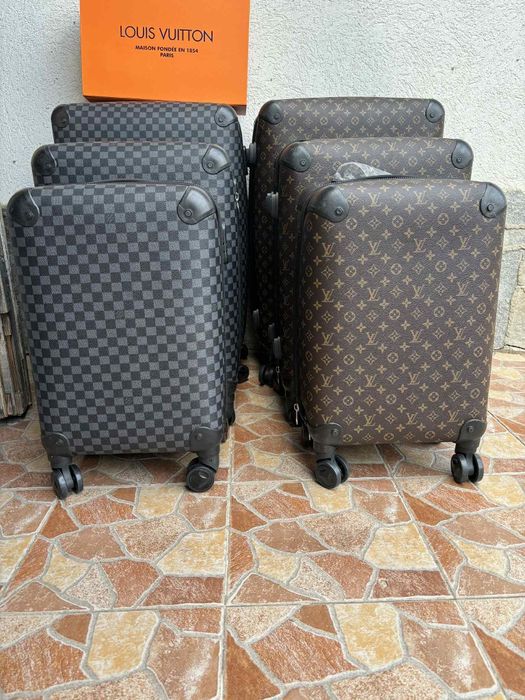 Пътнически куфари XXL L M