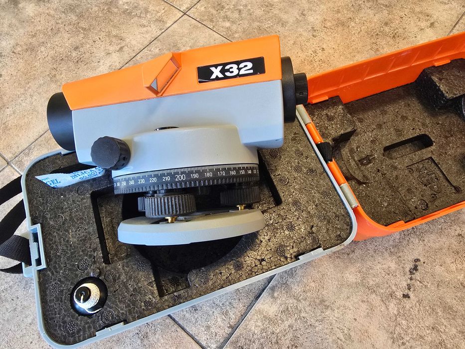 Оптичен нивелир NEDO X32