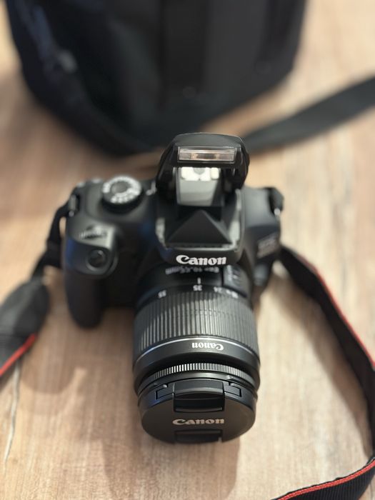 Aparat foto Canon EOS 4000D