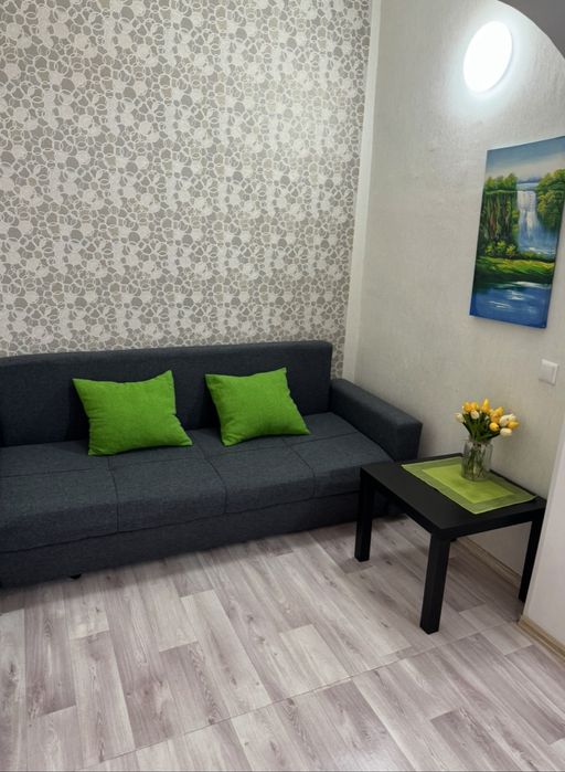 Посуточно 1 комн. Документы.