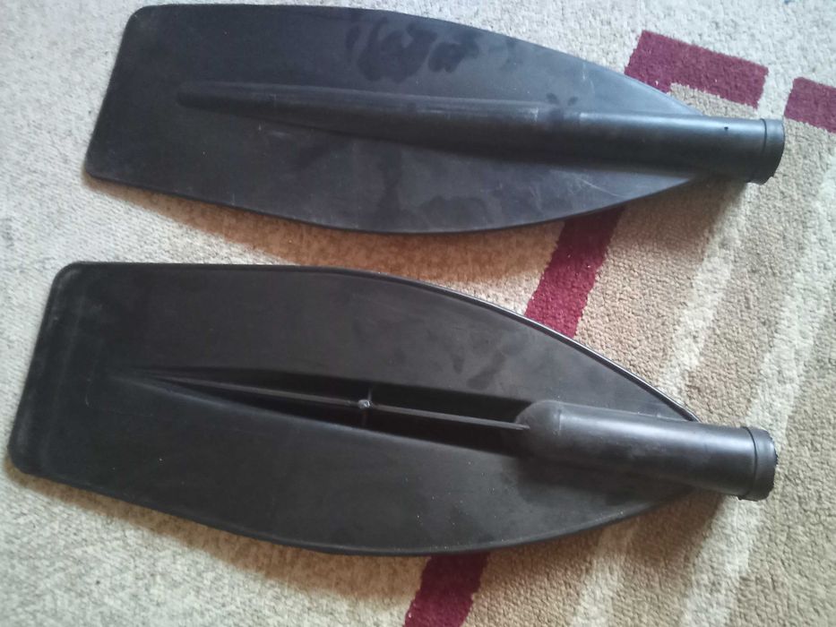 Двойной сплавной катамаран с камерами .