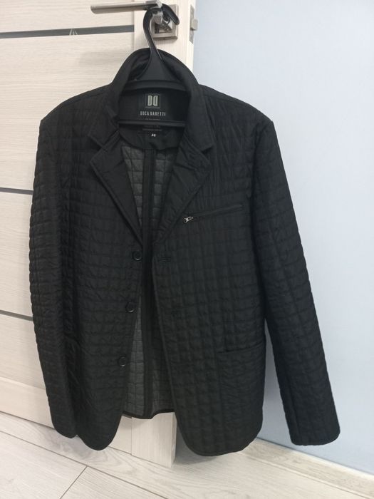 Продаётся куртка демисезонная 48-го размера