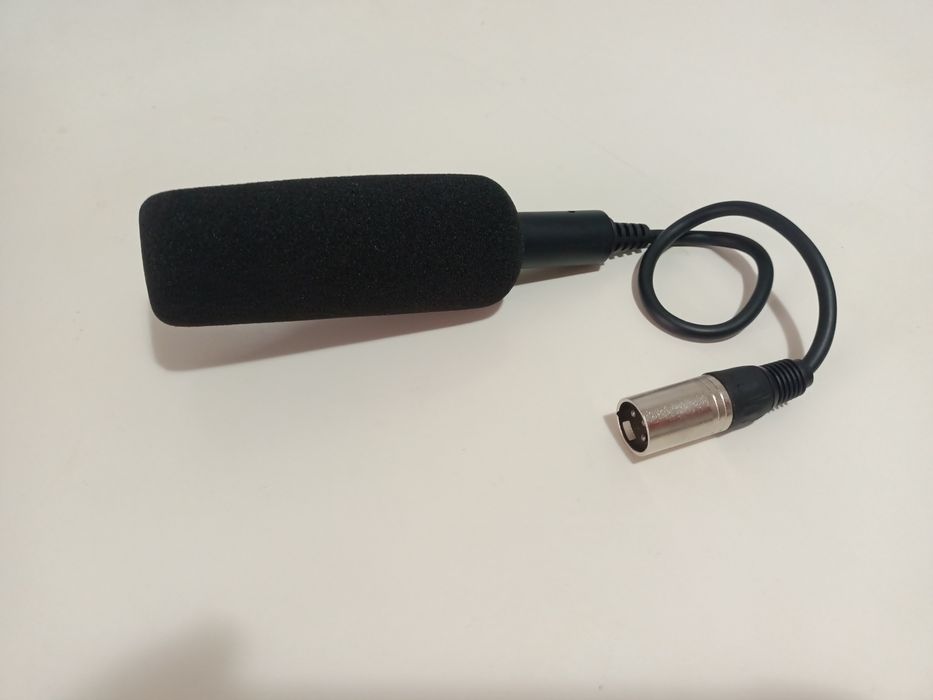 Microfon XLR shotgun pentru camere vide video