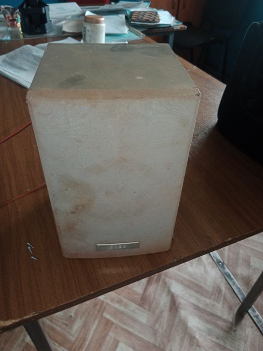 Телевизор и калонка