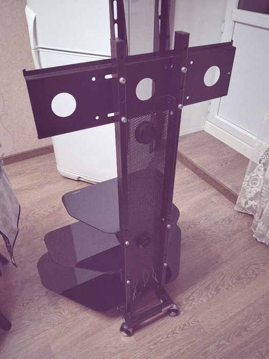 Стойка для телевизора