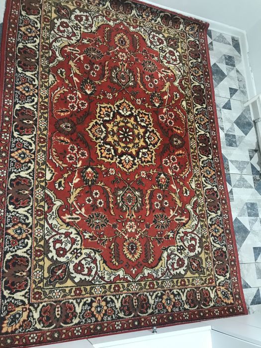 Продам ковер 2*1,5