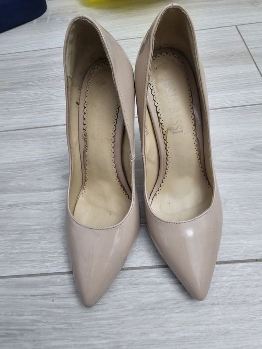 Продам туфли 34-35 размера