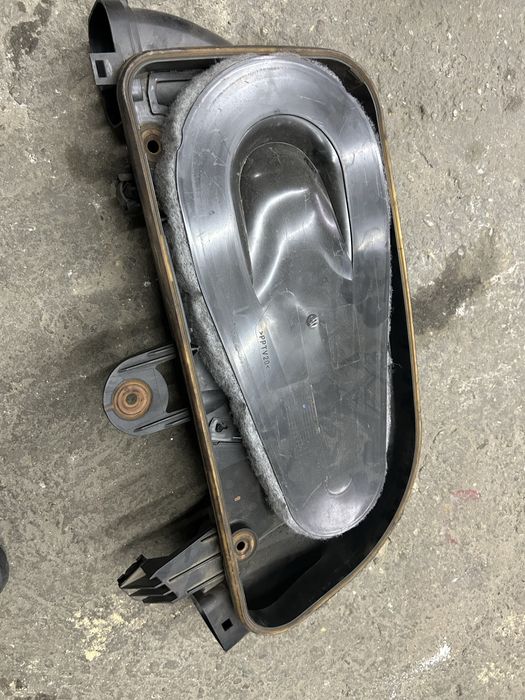 Suport filtru aer bmw f10 f11 n47 capac motor bmw f10 f11