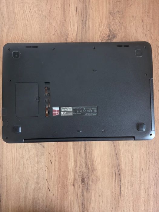 Продаётся ноутбук Asus X555L