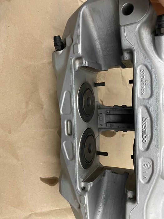 Etrieri AMG Brembo față