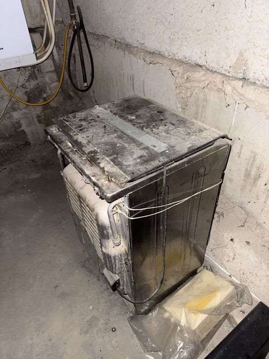 Продам газовую плиту