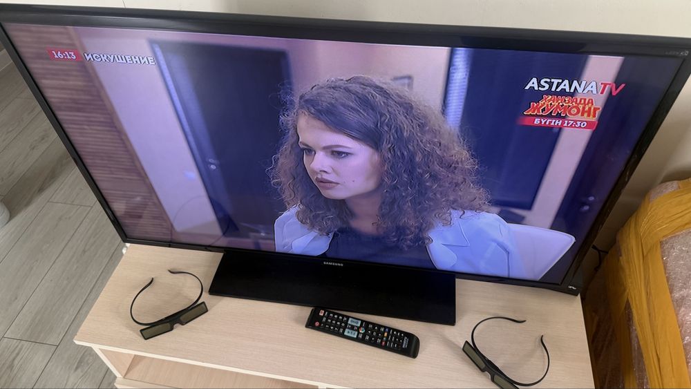 Телевизор Samsung 3D 102cm