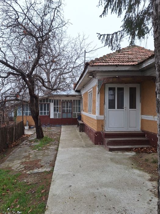 Vind casa! com valea ramnicului oreavu
