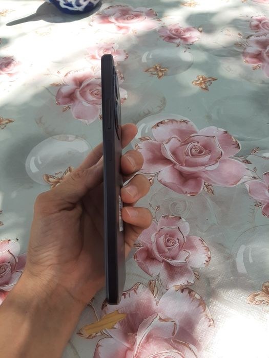 Oppo A3x yangi 2mln. sòm