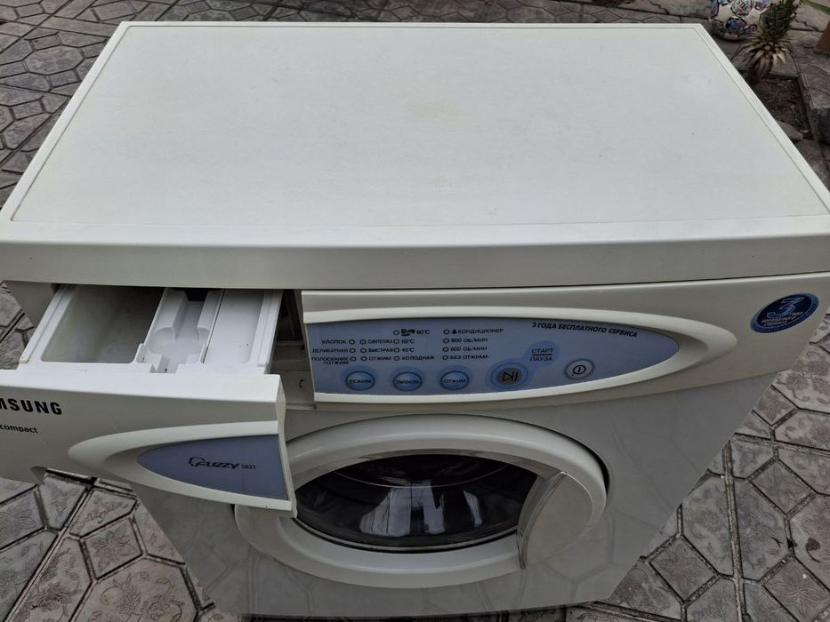 Продам стиральную машинку Samsung