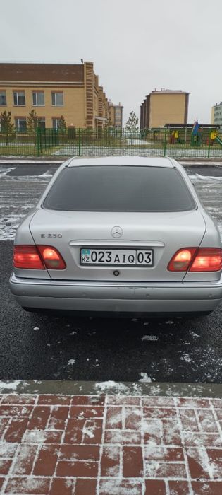 210 Мерседес хорошом состаяни