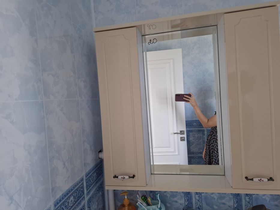 Раковина со шкафами