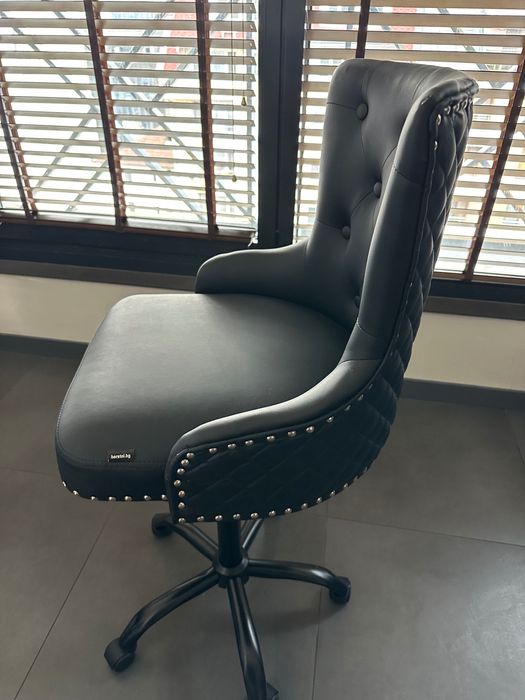 Висок стол на колелца Lyon с 24м гаранция и безплатна доставка до офис