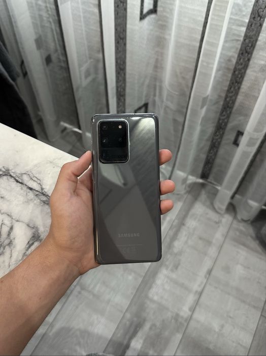Samsung Galaxy S20 Ultra 128GB – с калъф!