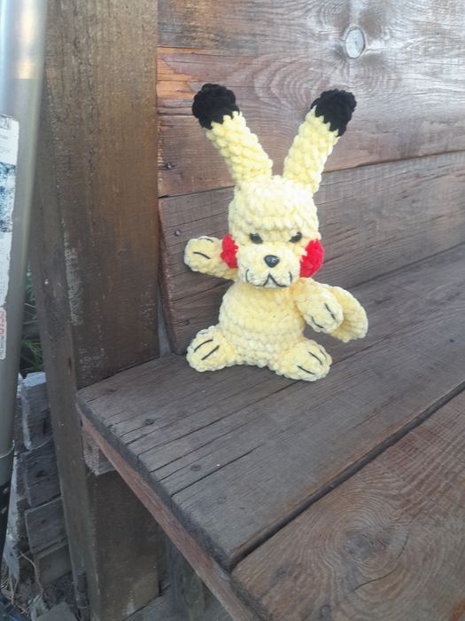 Ръчно плетени играчки на една кука