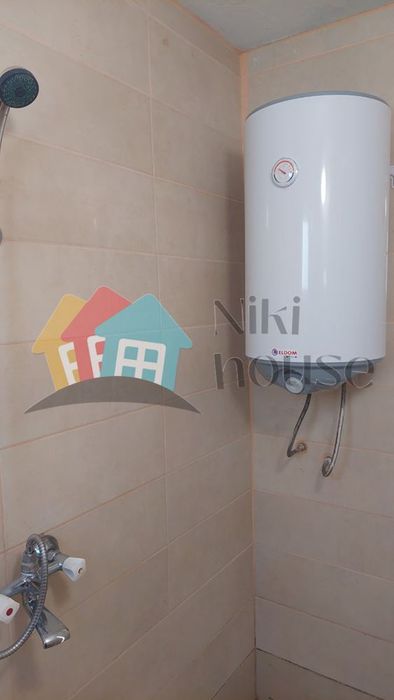 Продава се Къща в Бяла - 256 кв.м за 899 €/кв.м - Снимка #2