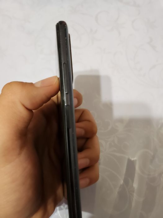 Продаю redmi note 10