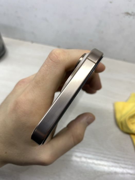 iPhone 16 Pro Max Desert