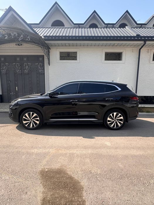 Продаю BYD SONG PLUS CHAMPION DM I. 110 км  ГИБРИД 
Автомобиль в отлич