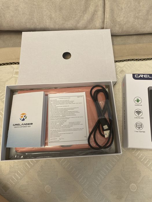 Планшет андроид .