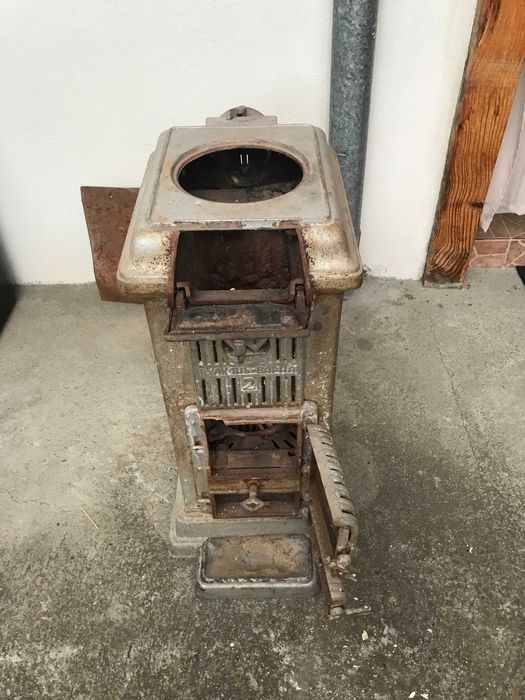 Винтидж печка на дърва и въглища Вулкань