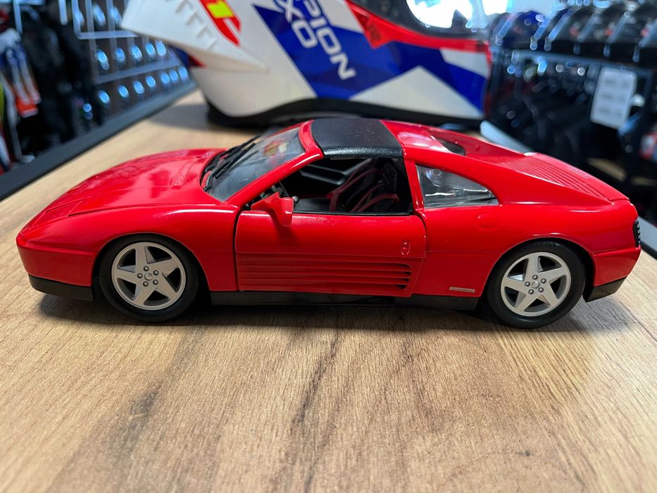 BBUARGO колекционерски модел FERRARI 348 TS 1989 г. 1:18 мащаб
