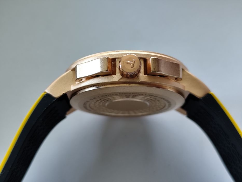 ceas TISSOT barbatesc