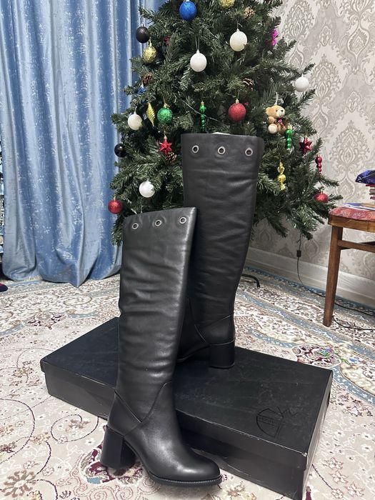 Женские сапоги