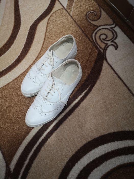 Кожени пролетни обувки 38