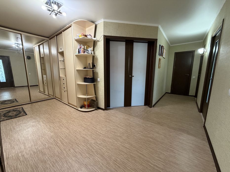 Продам 3комн. (трехкомн) кв. в 5 микр
