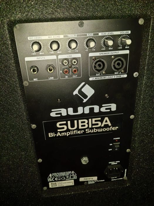 Boxe de vânzare Yamaha DXR15.