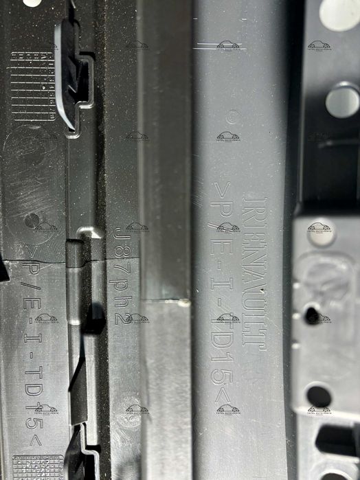 Bara fata Renault Captur 1 facelift 2017+ noua originala Renault