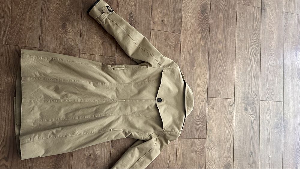 Оригинален дамски тренчкот Burberry