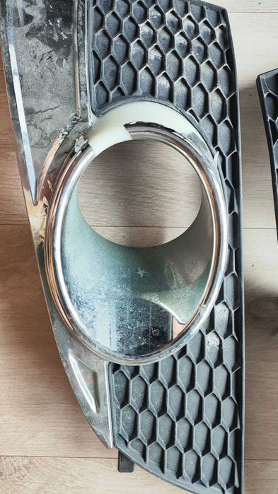 Ornament Grila bara fata CHEVROLET CAPTIVA dupa 2011, proiector ceata