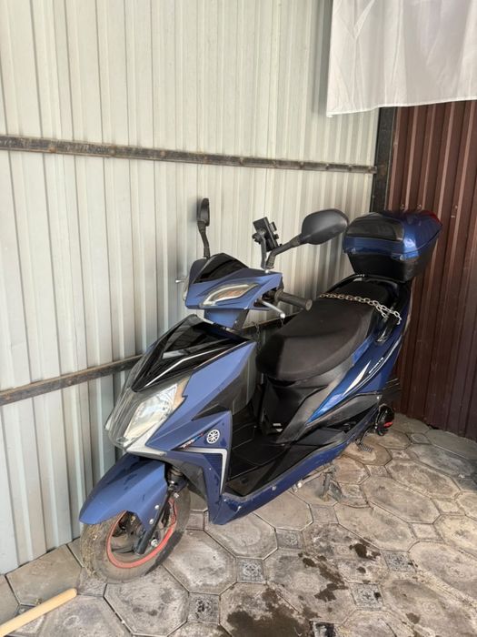 Скутер Jialing M10 черный