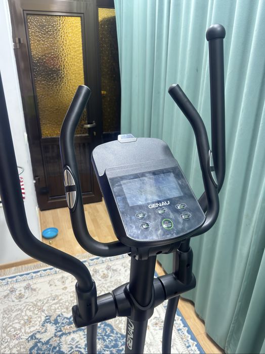 Элиптический тренажер GENAU